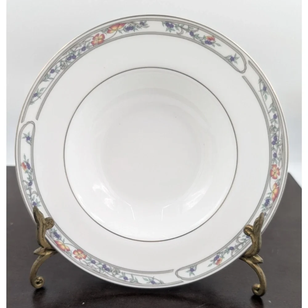 Royal Doulton Arlington Rimmed Soup Bowl Set of 10 Bowls 8